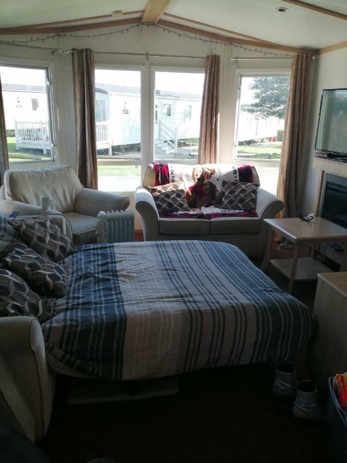 Chapmanholidaylets Cayton Bay Buitenkant foto